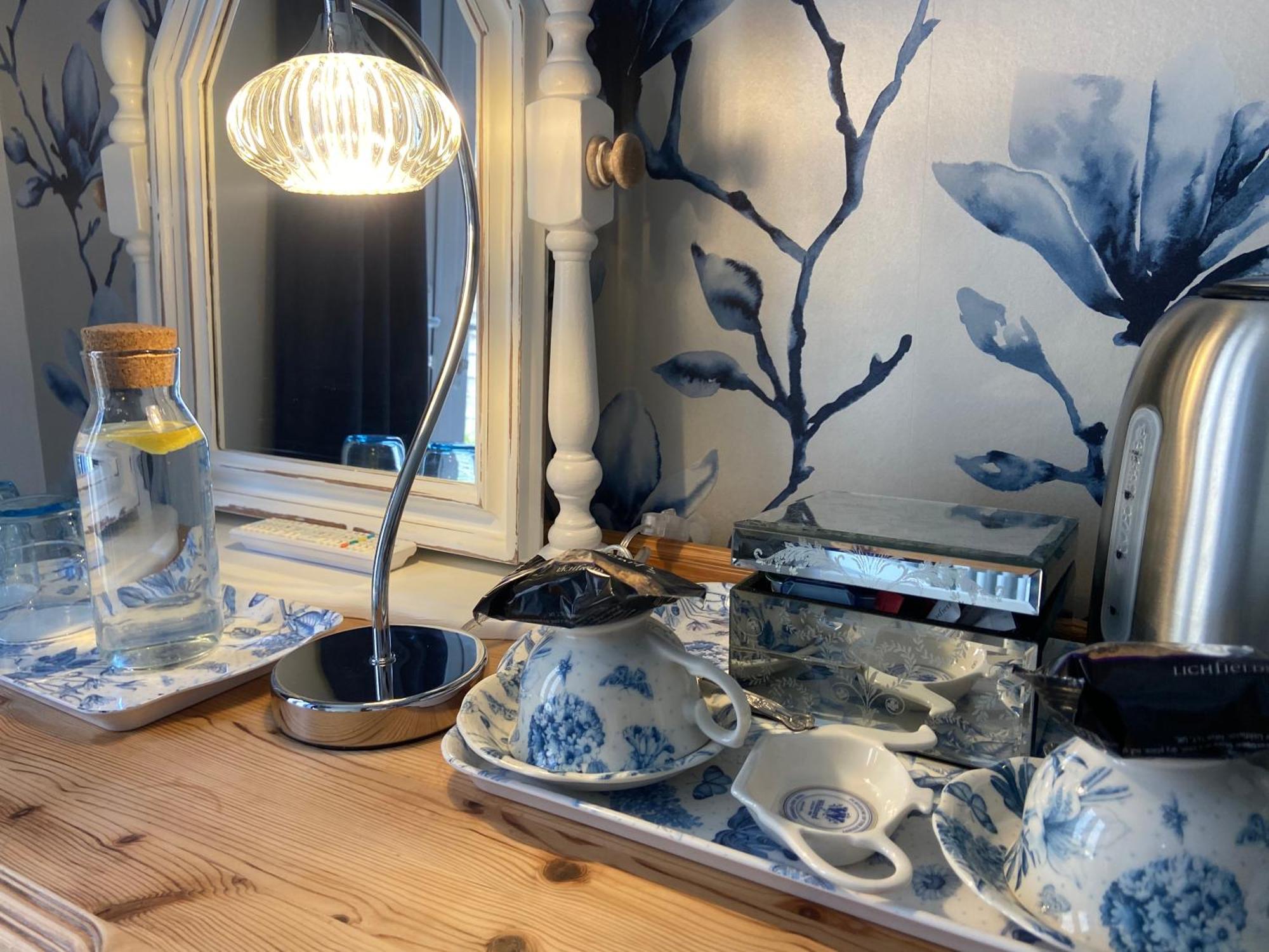 Abbey Farm Bed & Breakfast 3*